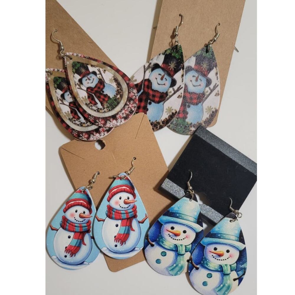 Snowman Earring's 4 Pairs of Holiday Earrings Winter Dangle Earrings